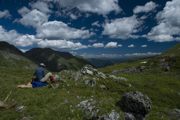 10.07.31 Седловина пер. Снежный